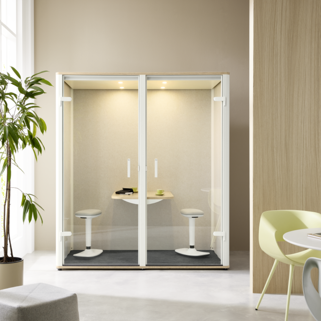 Automatische Luft- und Lichtsteuerung in der Besprechungskabine Bosselino Duo