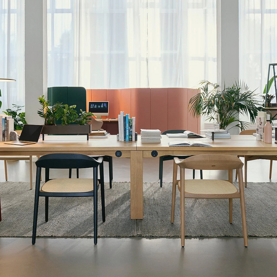 Sedus se:café Teamarbeitsplatz