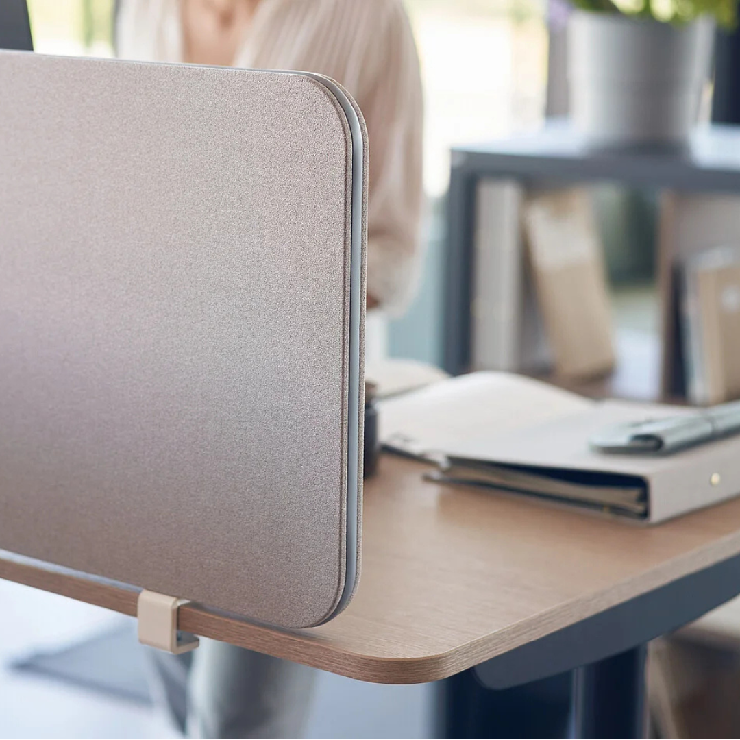 Höhenverstellbarer Arbeitstisch Sedus se lab e desk mit abgerundeten Ecken