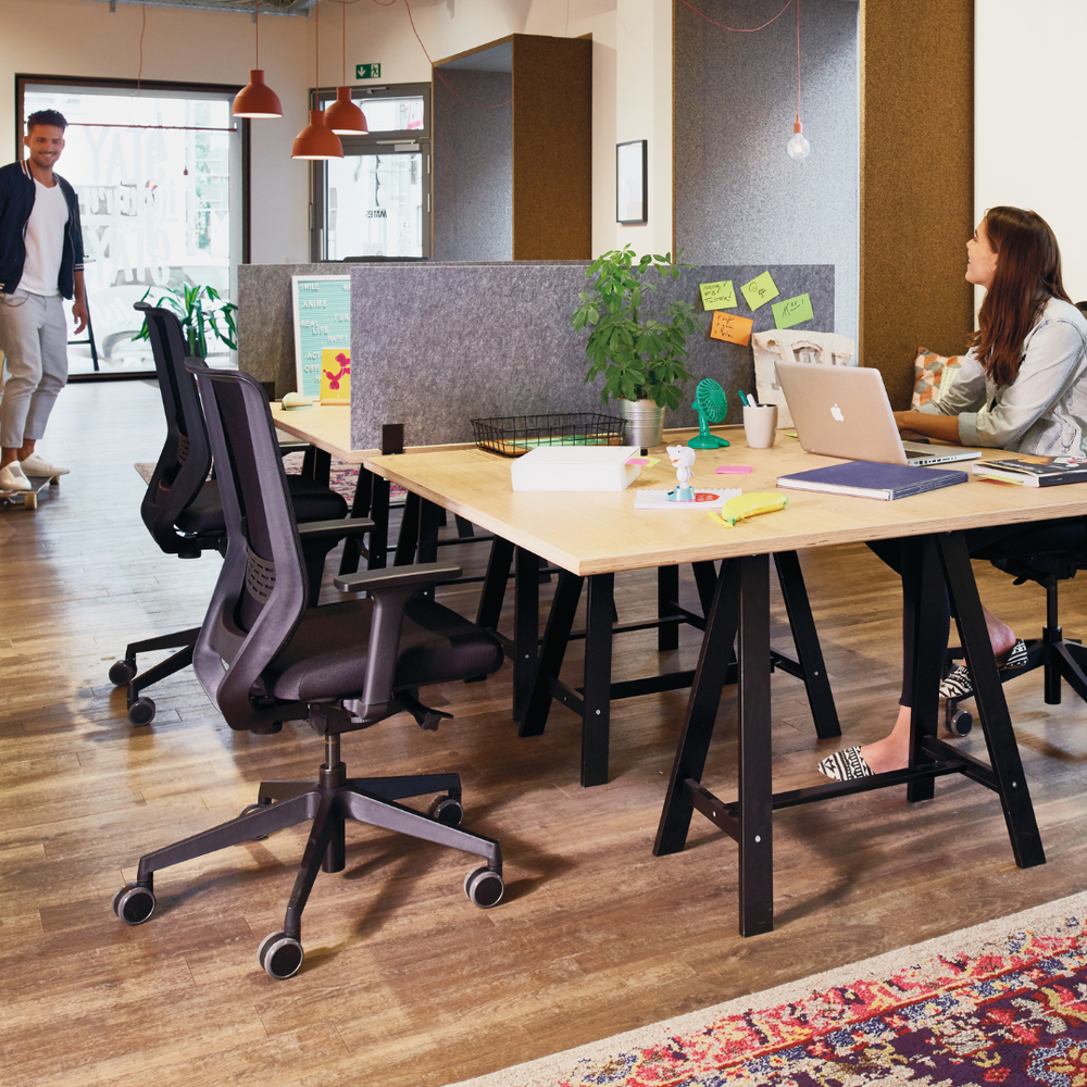 Trendoffice Drehstuhl to-sync work mesh mit hoher Netz-Rückenlehne