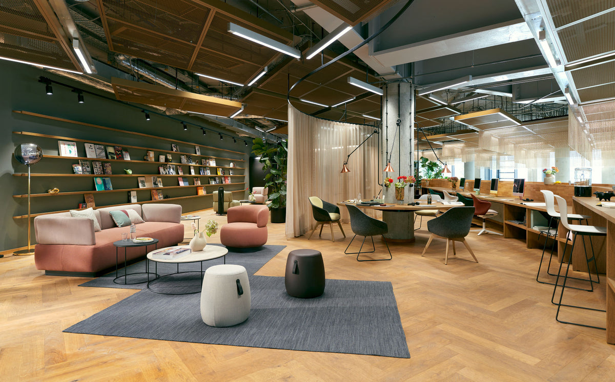 NEU im Shop bei WORKWELL: neue Büromöbel, Stühle und Tische
