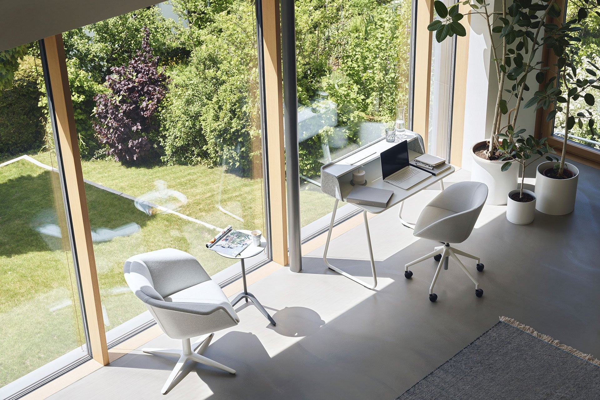 Sedus Drehstuehle on spot cosy und Schreibtisch Einzelarbeitstisch Secretair Home für modernes Arbeiten im Buero oder Home-Office
